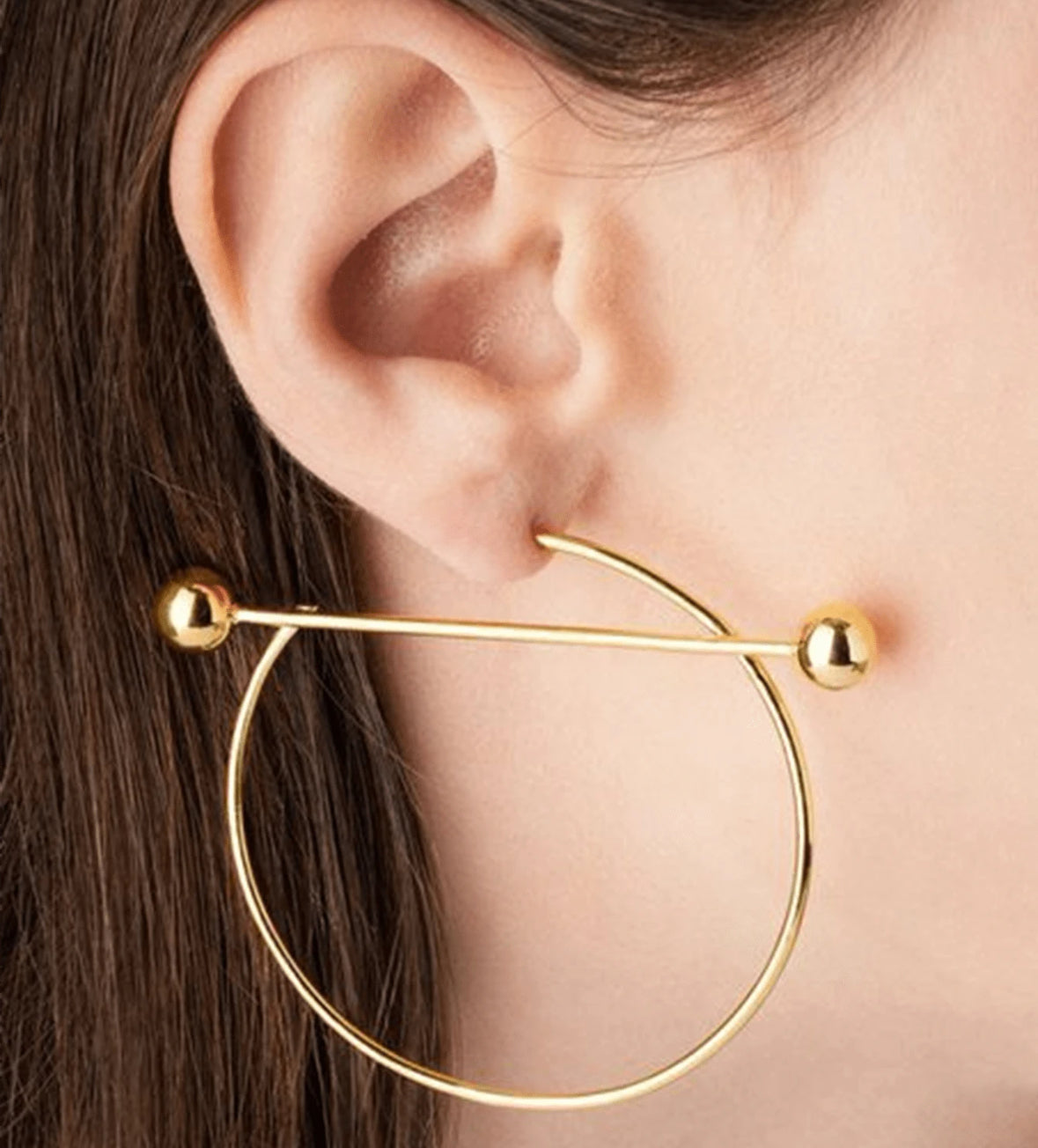 BALL POINT HOOP EARRINGS