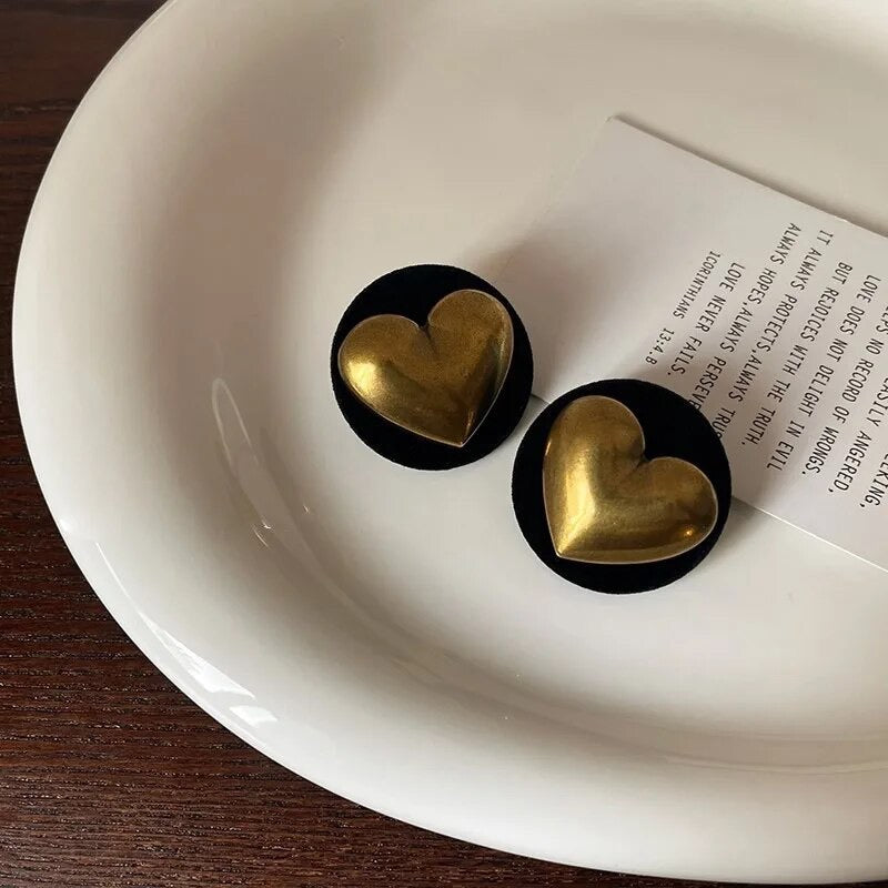 HEART STUD EARRINGS