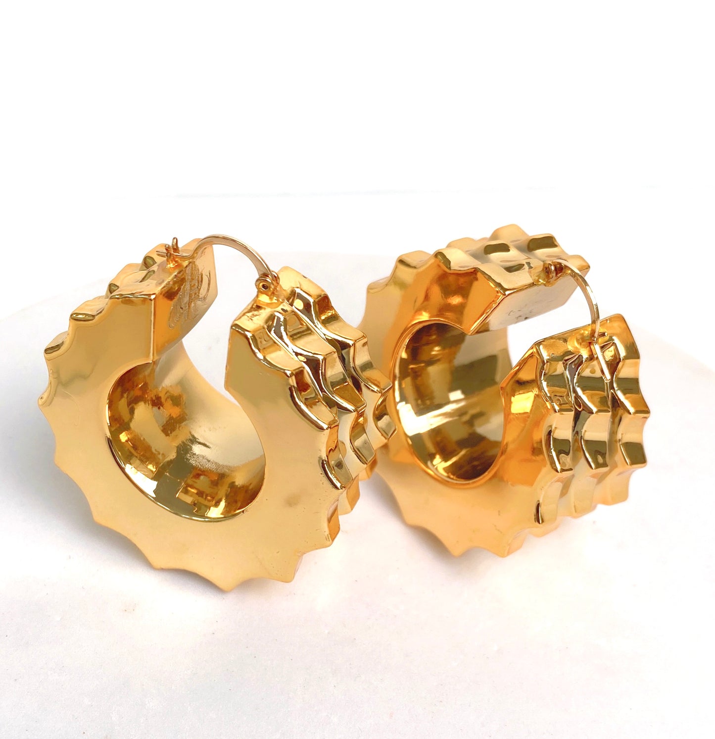 ESTELLE CHUNKY HOOPS