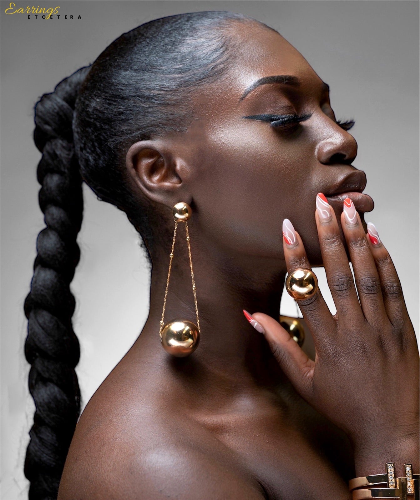 GISELLE DROP EARRINGS