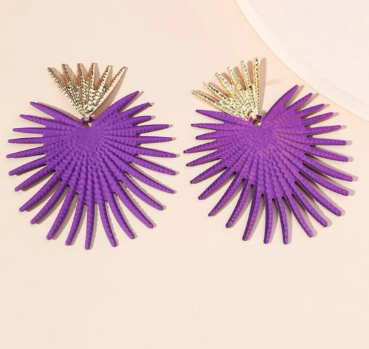 SPIKEY OVERSIZED STUD EARRINGS