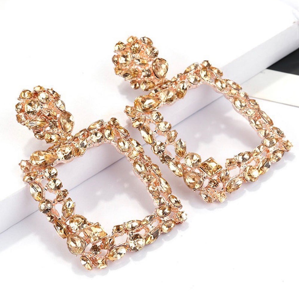 GLITZY SQUARE EARRINGS