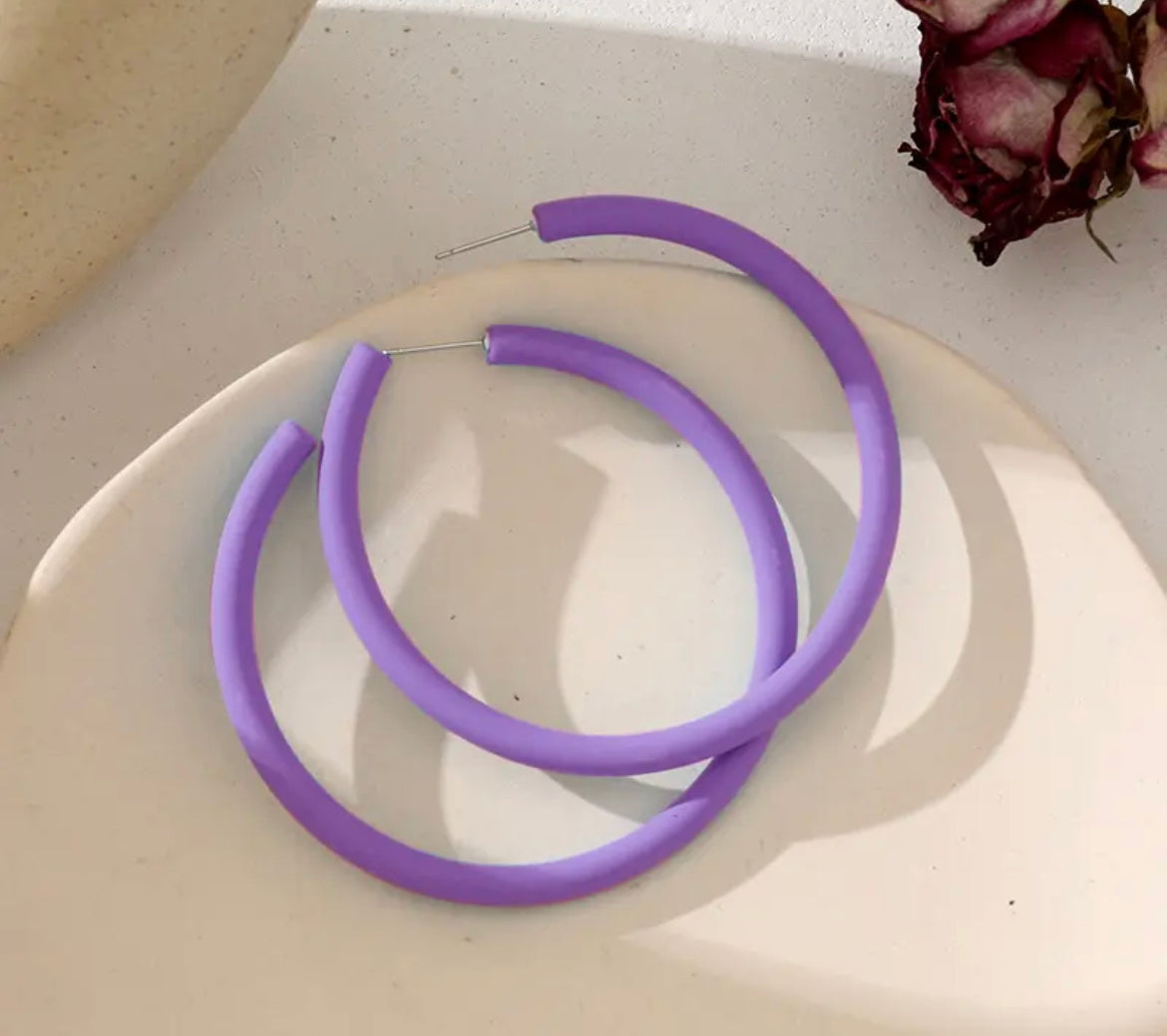 CANDY ACRYLIC HOOP EARRINGS