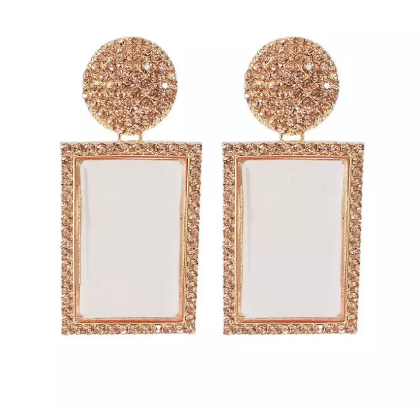 LOLA STATEMENT EARRINGS