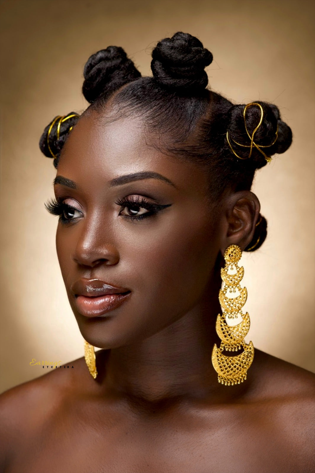 SUMIYAH STATEMENT EARRINGS