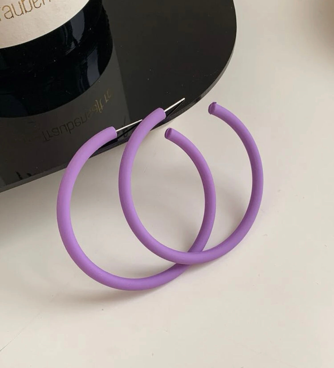 CANDY ACRYLIC HOOP EARRINGS