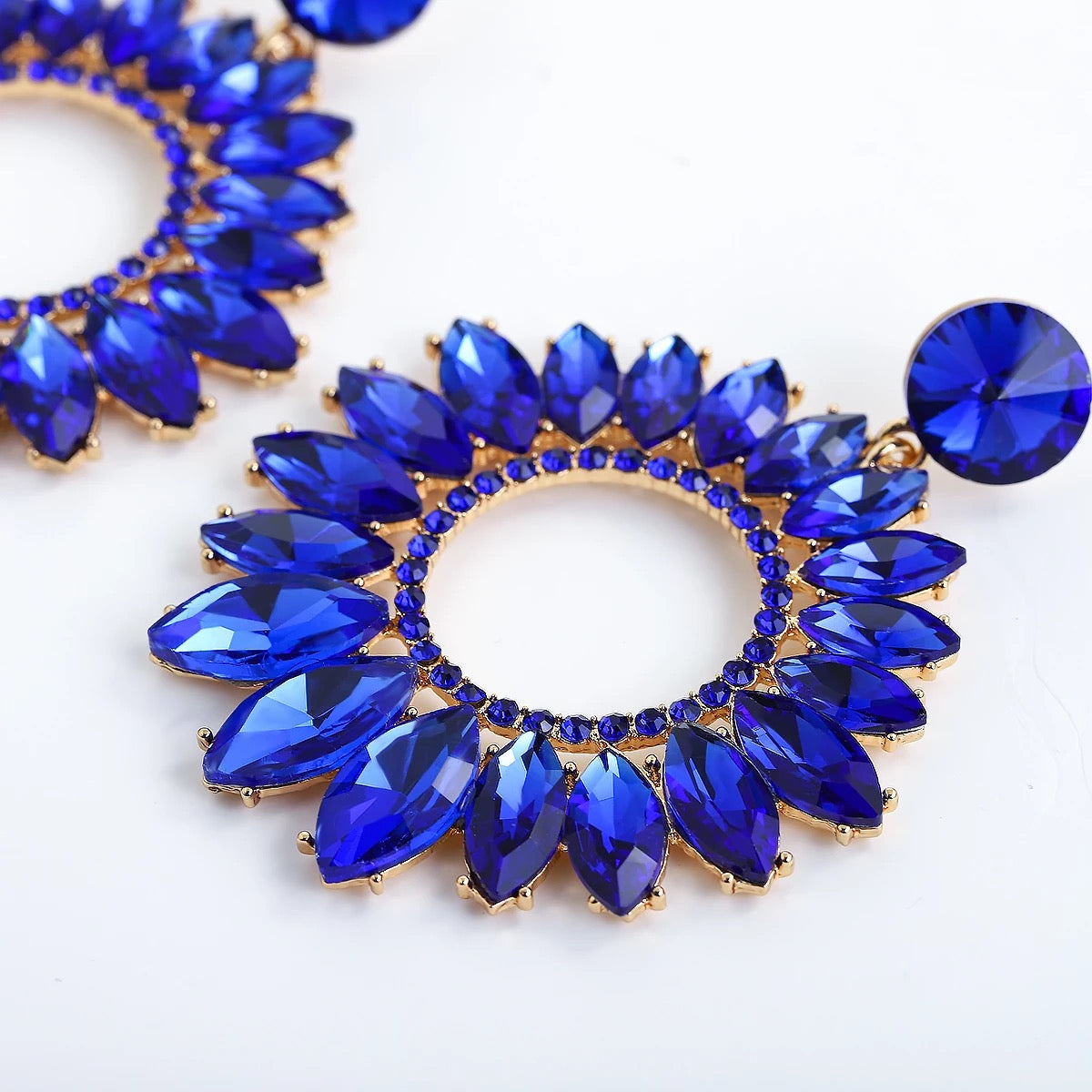 SHEELAH STATEMENT EARRINGS