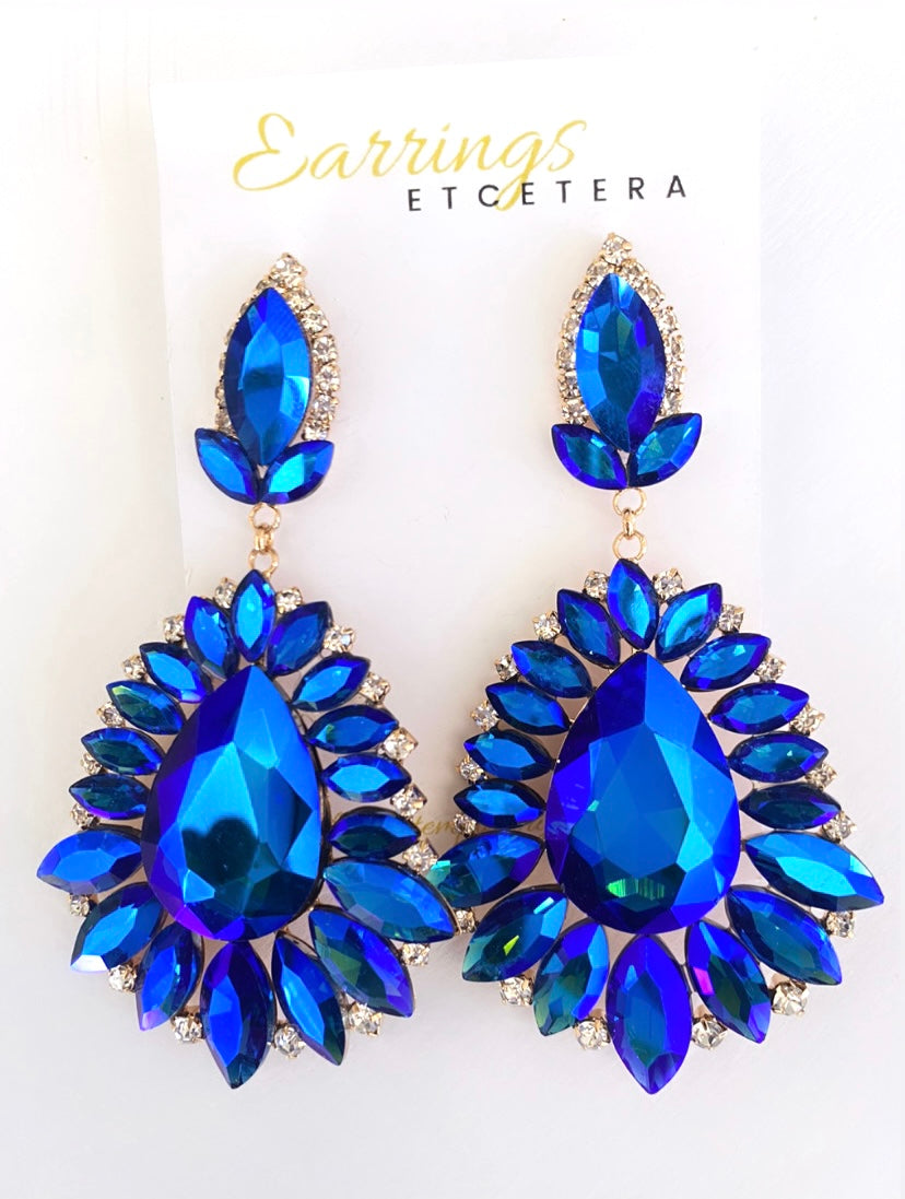 SHELLY STATEMENT EARRINGS