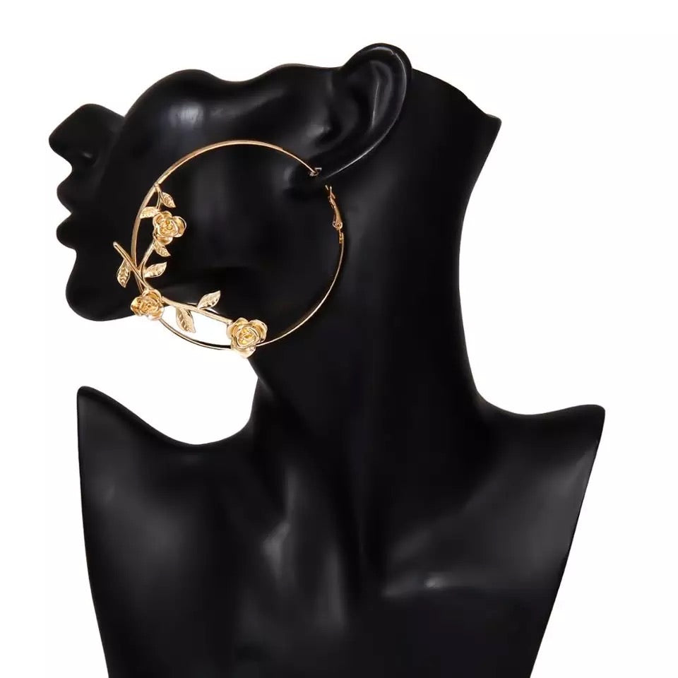 FLORAL HOOP EARRINGS