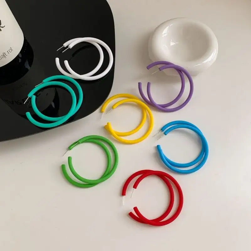 CANDY ACRYLIC HOOP EARRINGS