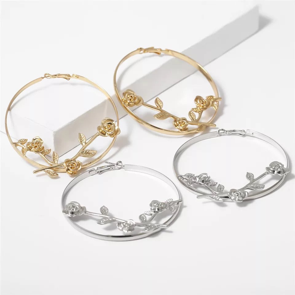 FLORAL HOOP EARRINGS
