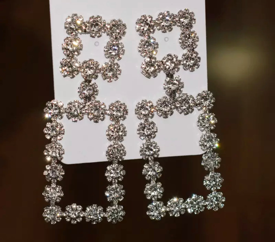 RAVEN LUXE EARRINGS
