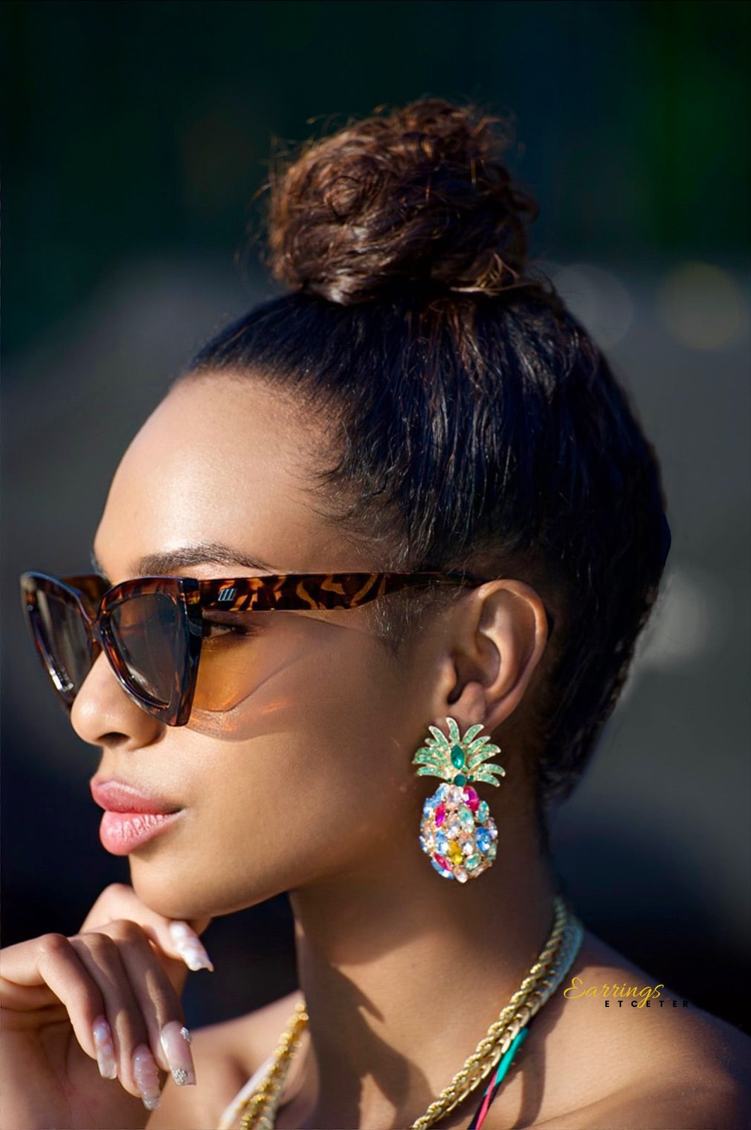 CAT EYE SUNGLASSES