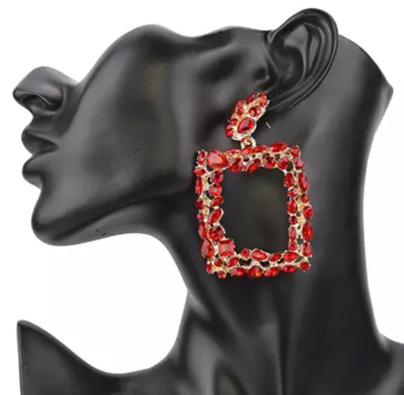GLITZY SQUARE EARRINGS