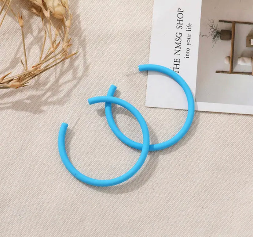 CANDY ACRYLIC HOOP EARRINGS