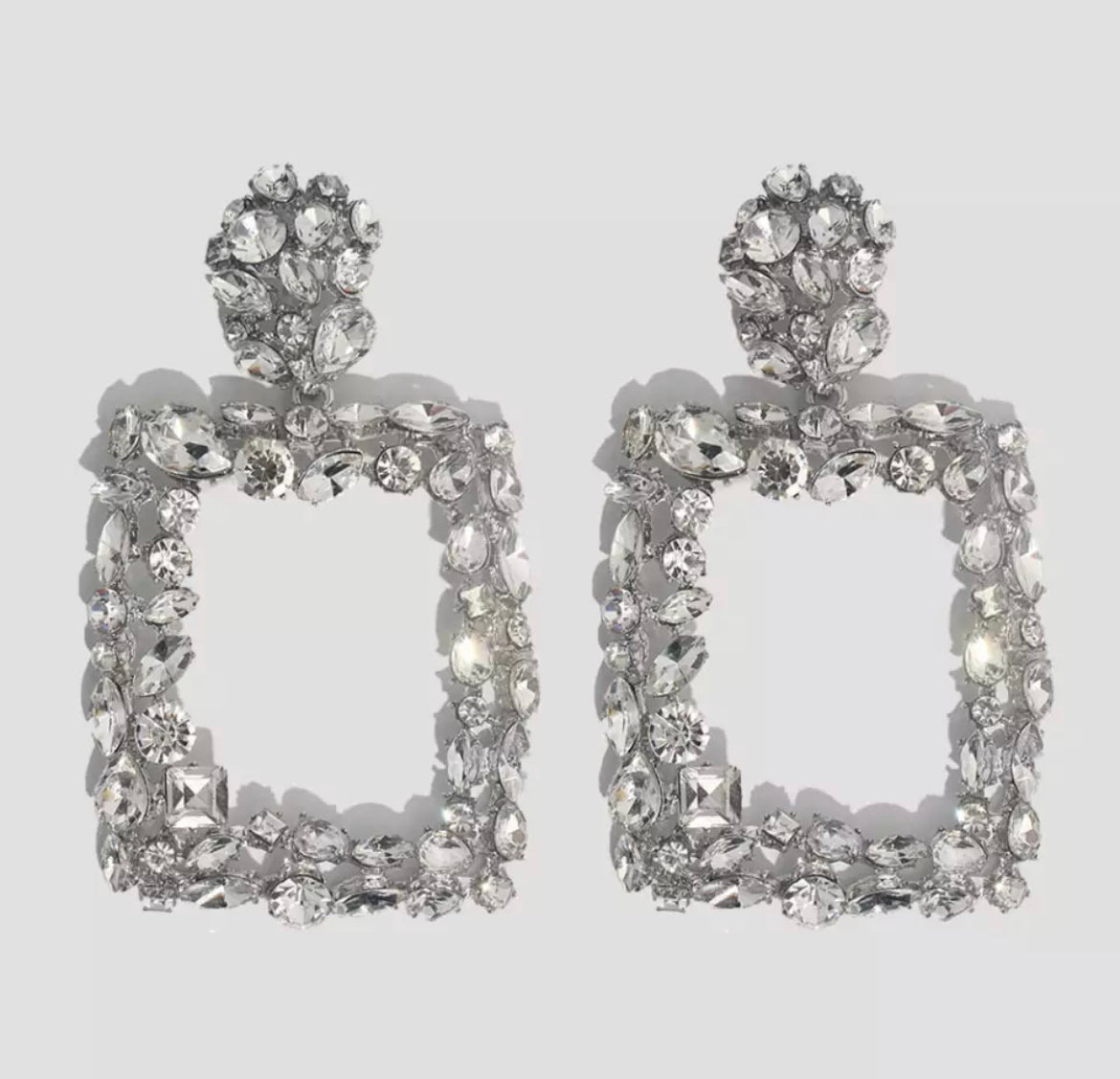 GLITZY SQUARE EARRINGS
