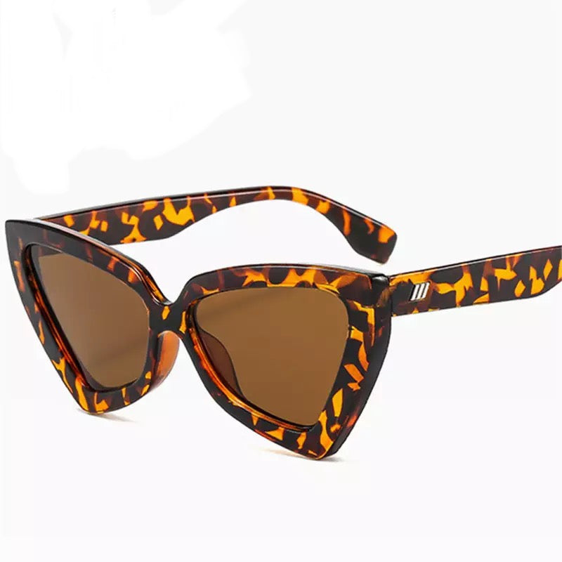 CAT EYE SUNGLASSES