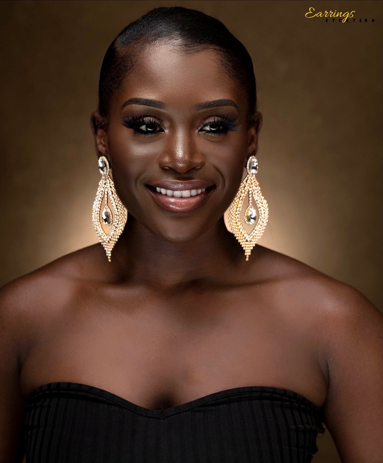 DONNA STATEMENT EARRINGS