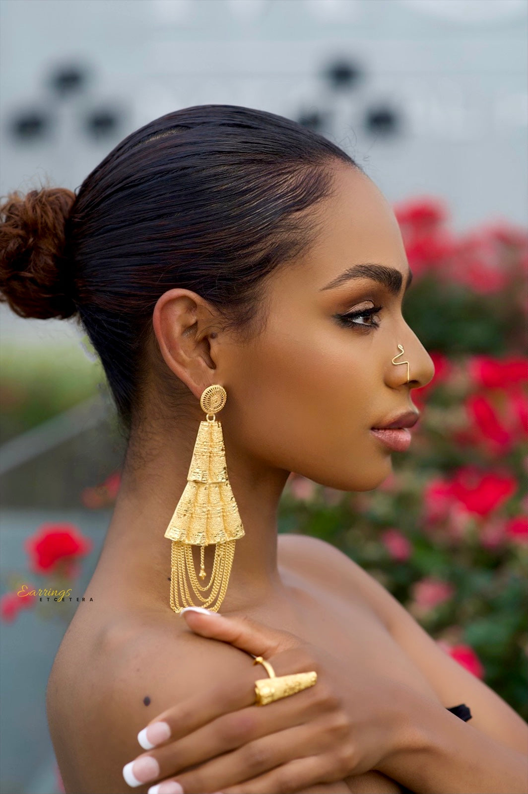 YASMIN STATEMENT EARRINGS