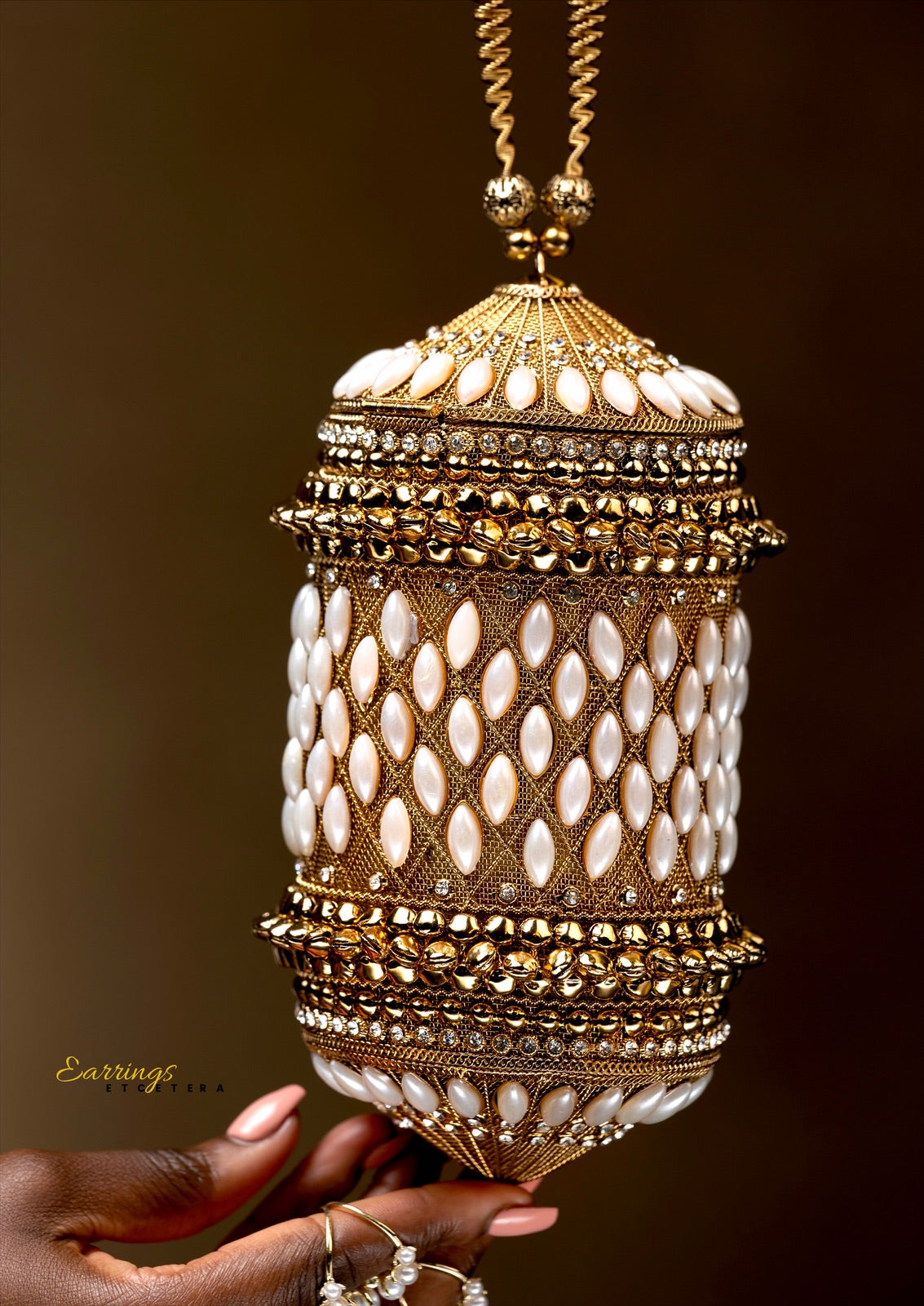 PEARL STONE CLUTCH PURSE