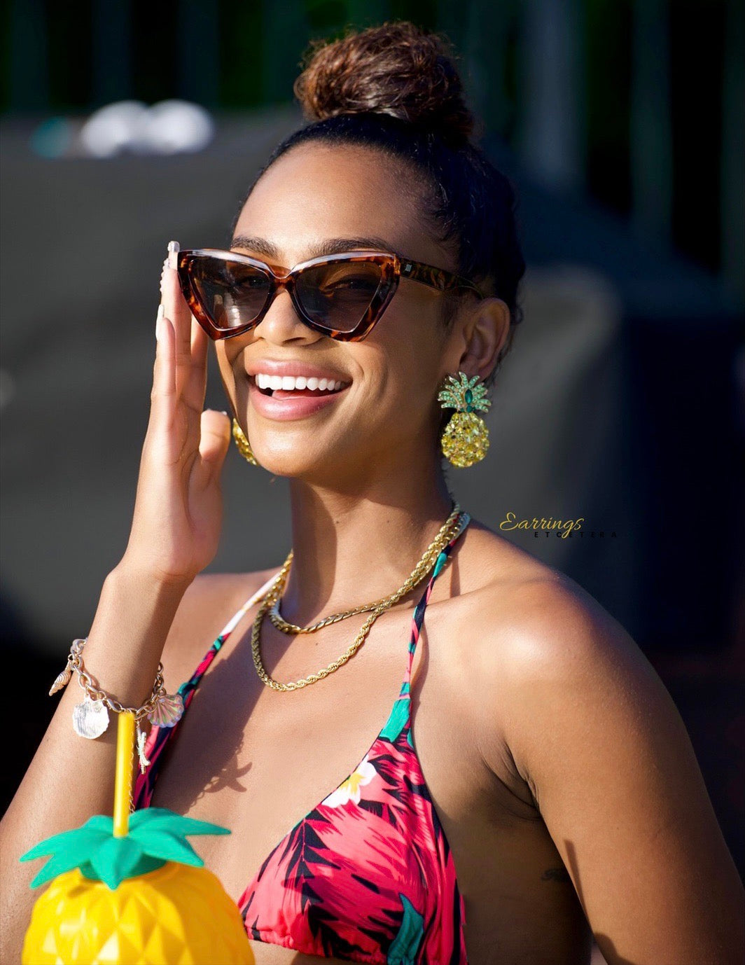 CAT EYE SUNGLASSES
