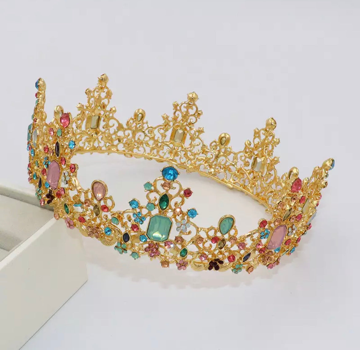 QUEEN’S CROWN