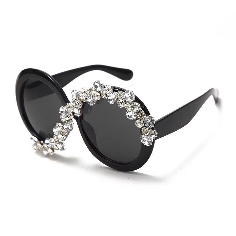 ALL EYES ON ME OVERSIZED SUNGLASSES
