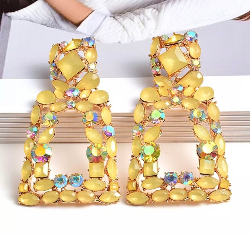 CHELSEA STATEMENT EARRINGS