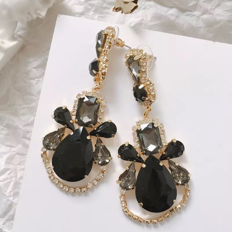 PRISSY DROP EARRINGS