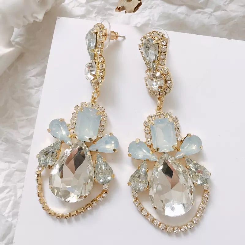 PRISSY DROP EARRINGS