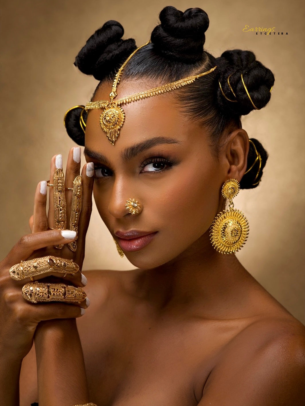 GODDESS HEAD CHAIN