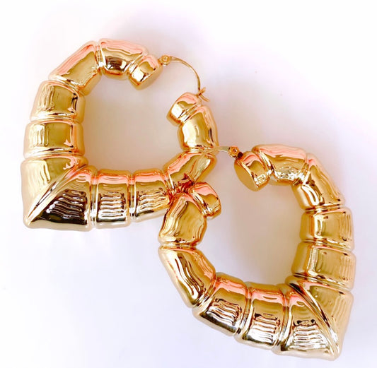 CHUNKY HEART HOOPS