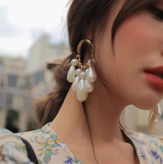 PEARLA DROP EARRINGS