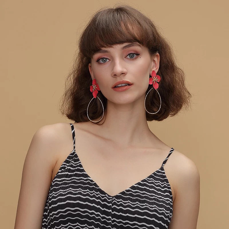 FLEUR STATEMENT EARRINGS