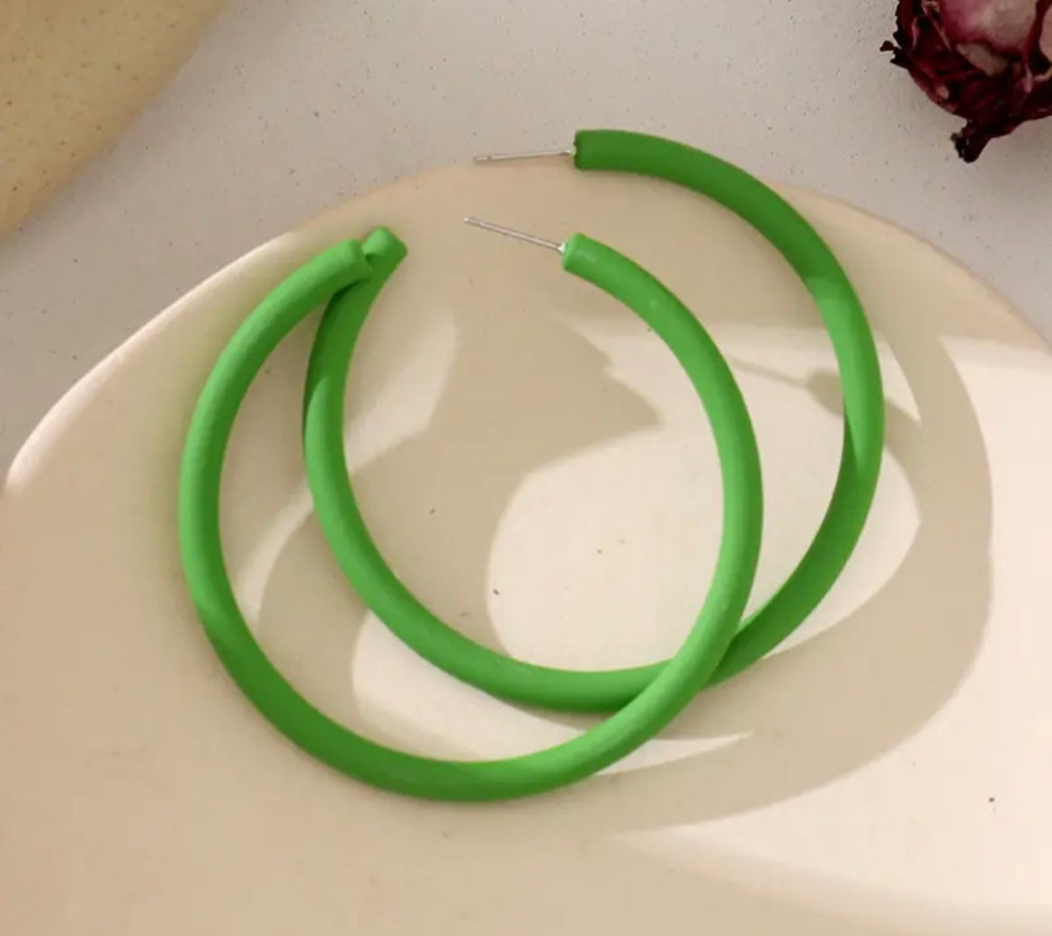 CANDY ACRYLIC HOOP EARRINGS