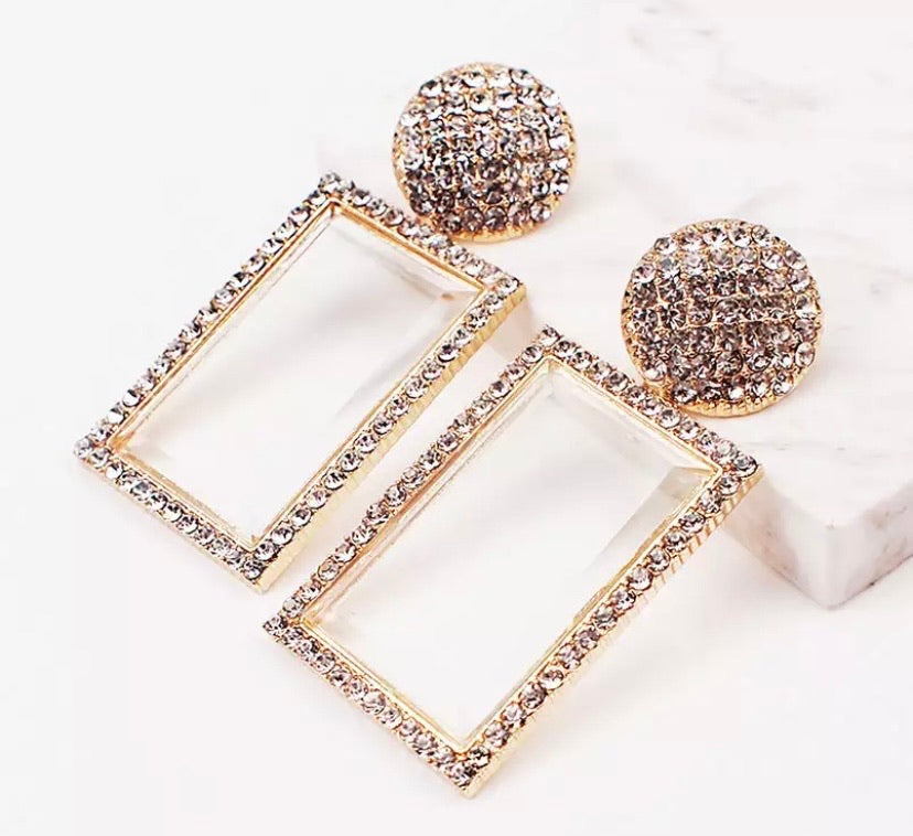 LOLA STATEMENT EARRINGS