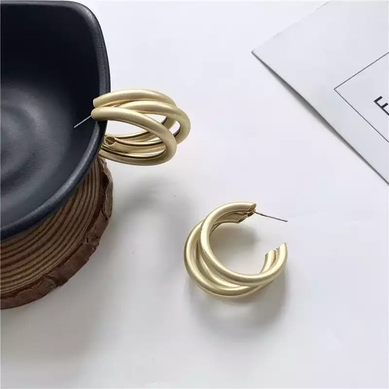 TRIFECTA HOOP EARRINGS (MINI)
