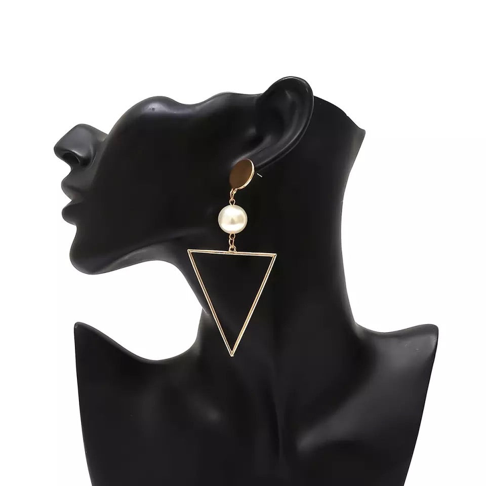 VICKIE DROP EARRINGS