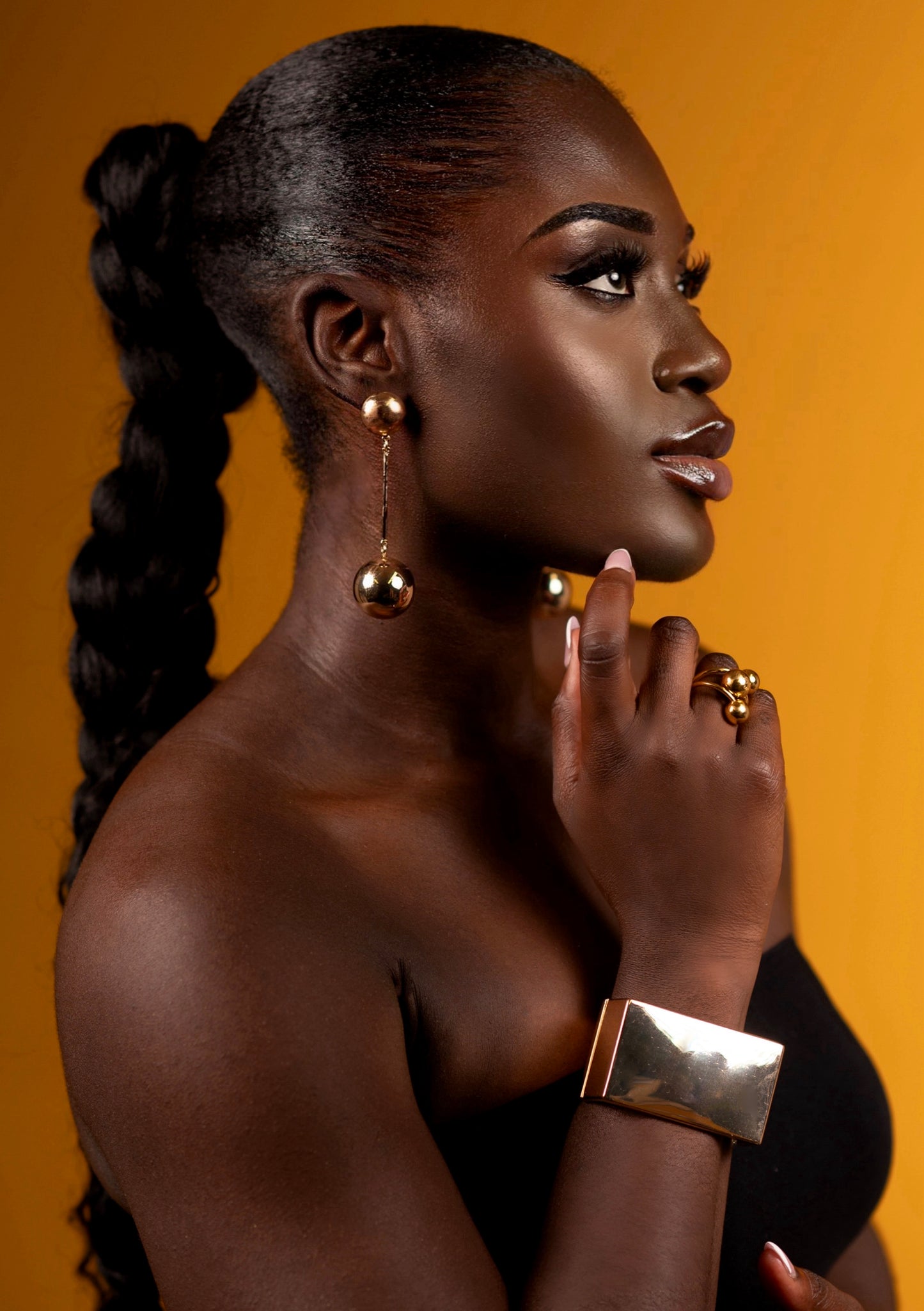 JANELLE STATEMENT EARRINGS