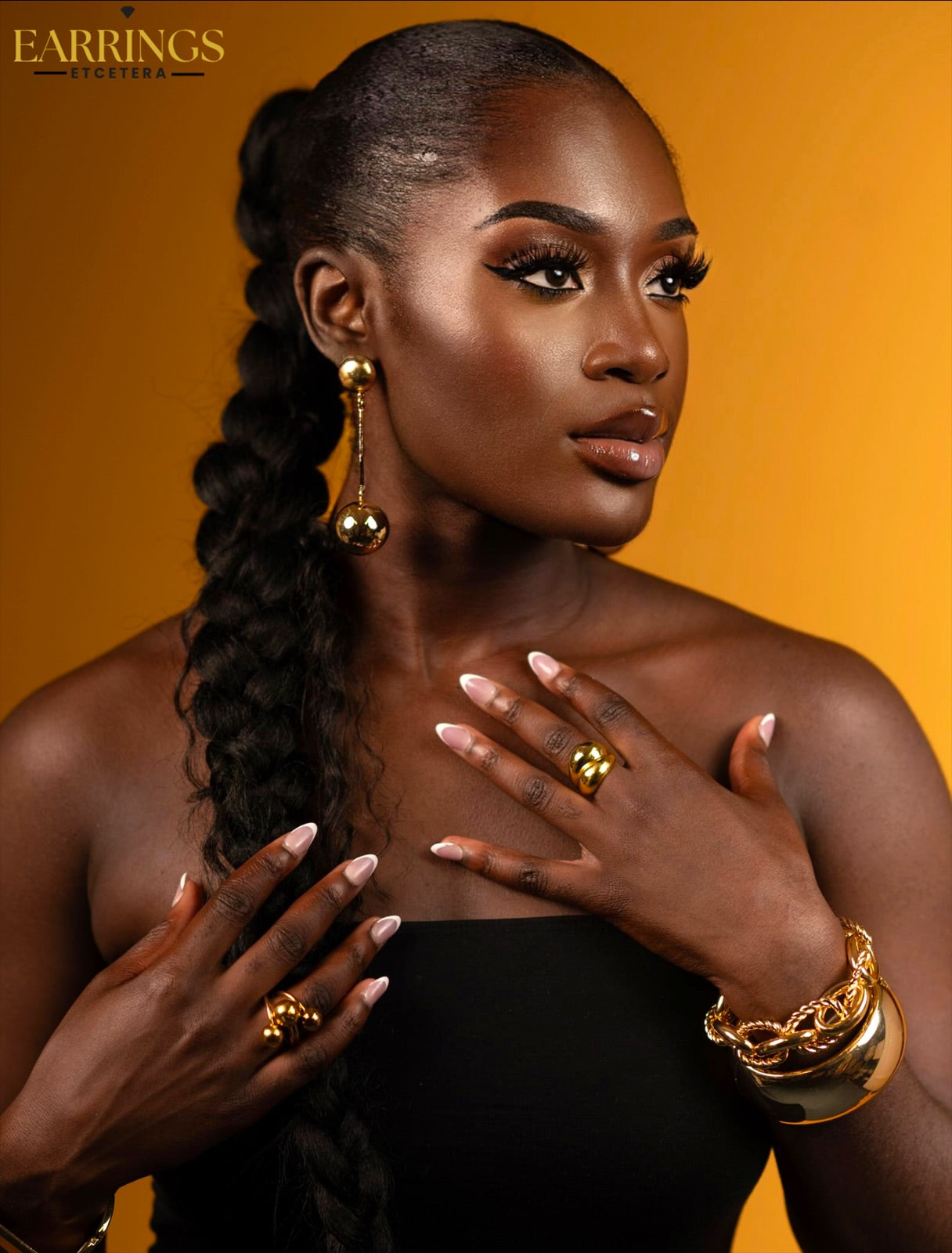 JANELLE STATEMENT EARRINGS