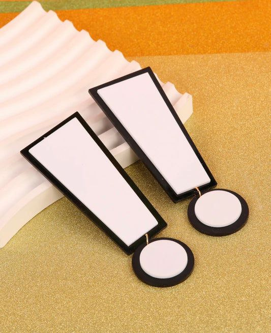 EXCLAMAT!ON DROP EARRINGS