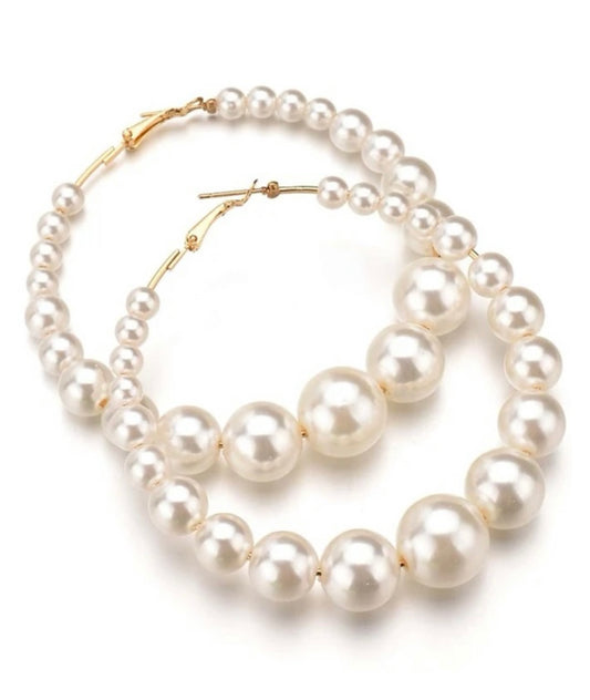 PEARLY HOOP EARRINGS