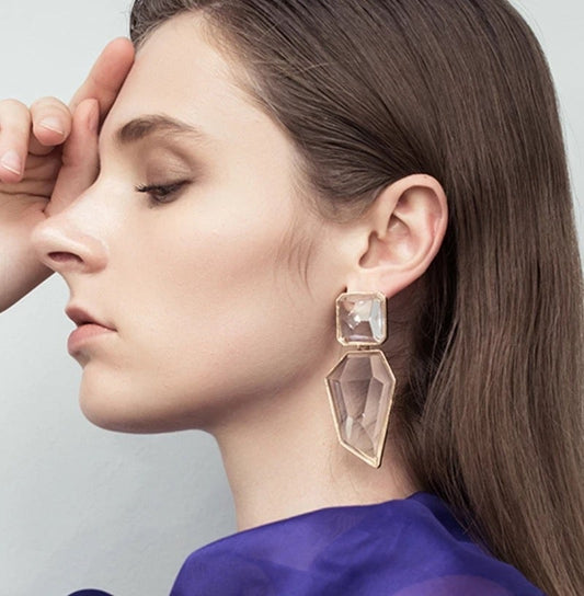 GLASSY DROP EARRINGS