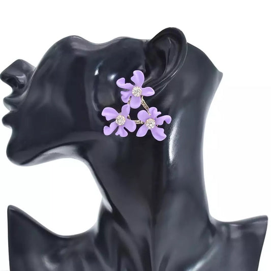 GARDENIA STUD EARRINGS