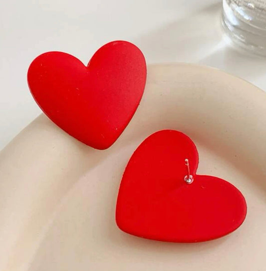 LOVE AFFAIR OVERSIZED STUDS