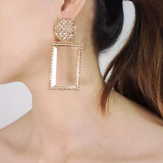 LOLA STATEMENT EARRINGS